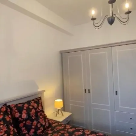 Entier. Riquier Niza